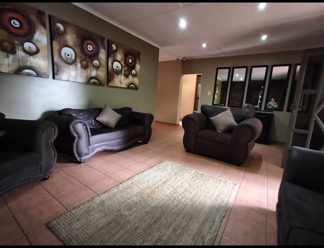 3 BEDROOM HOUSE FOR SALE IN PROTEA PARK